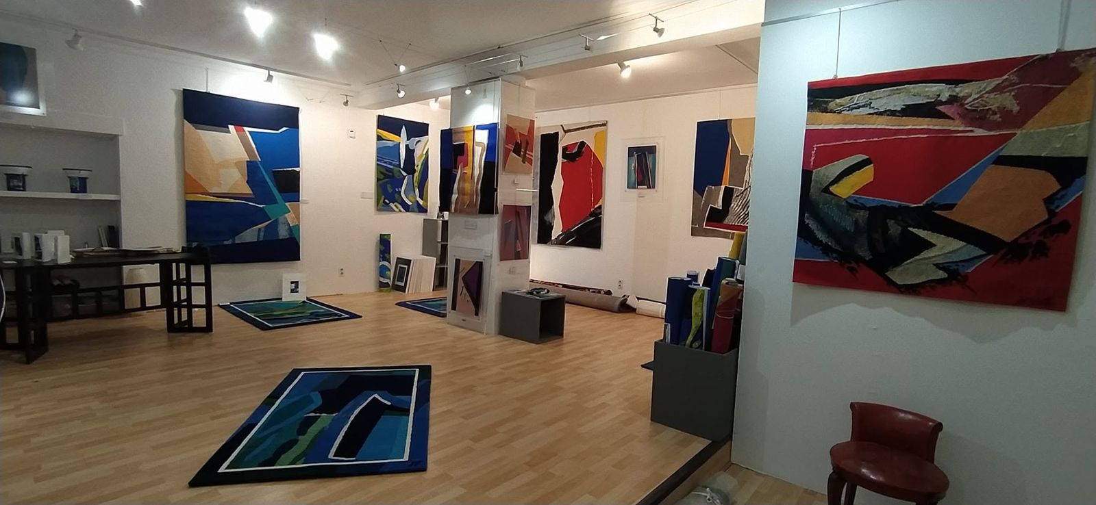 Salle de la galerie Dor, tapisseries contemporaines